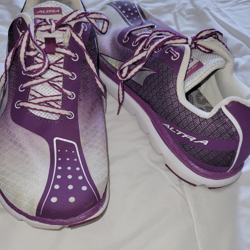 Altra the one² zero drop size 9 shoes